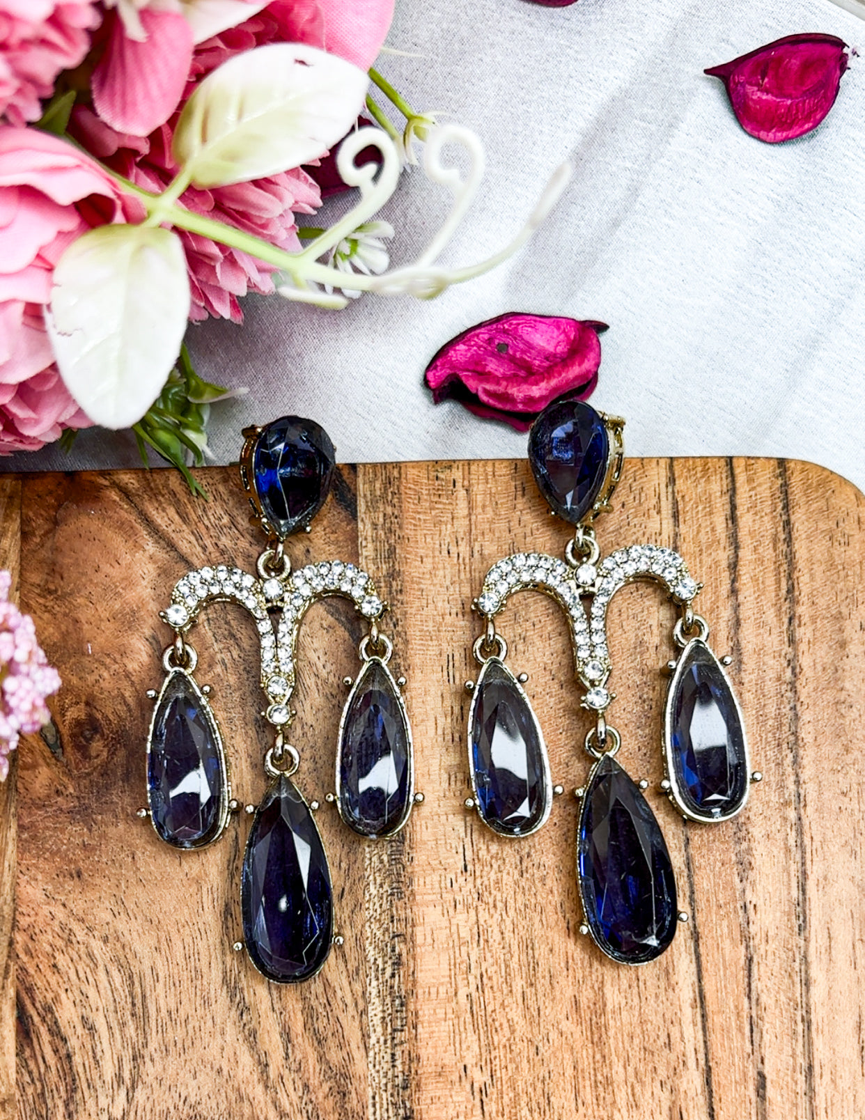 Mehira Earring (Royal Blue)